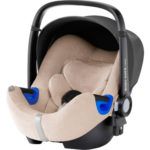 Mi hijo suda mucho en la silla de coche