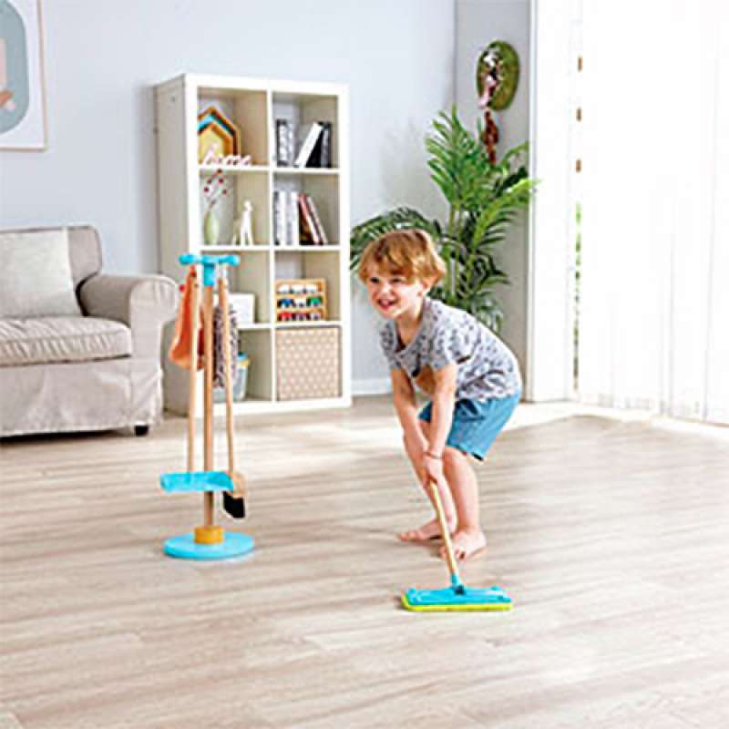 JUEGO DE LIMPIEZA HAPE CON ESCOBA